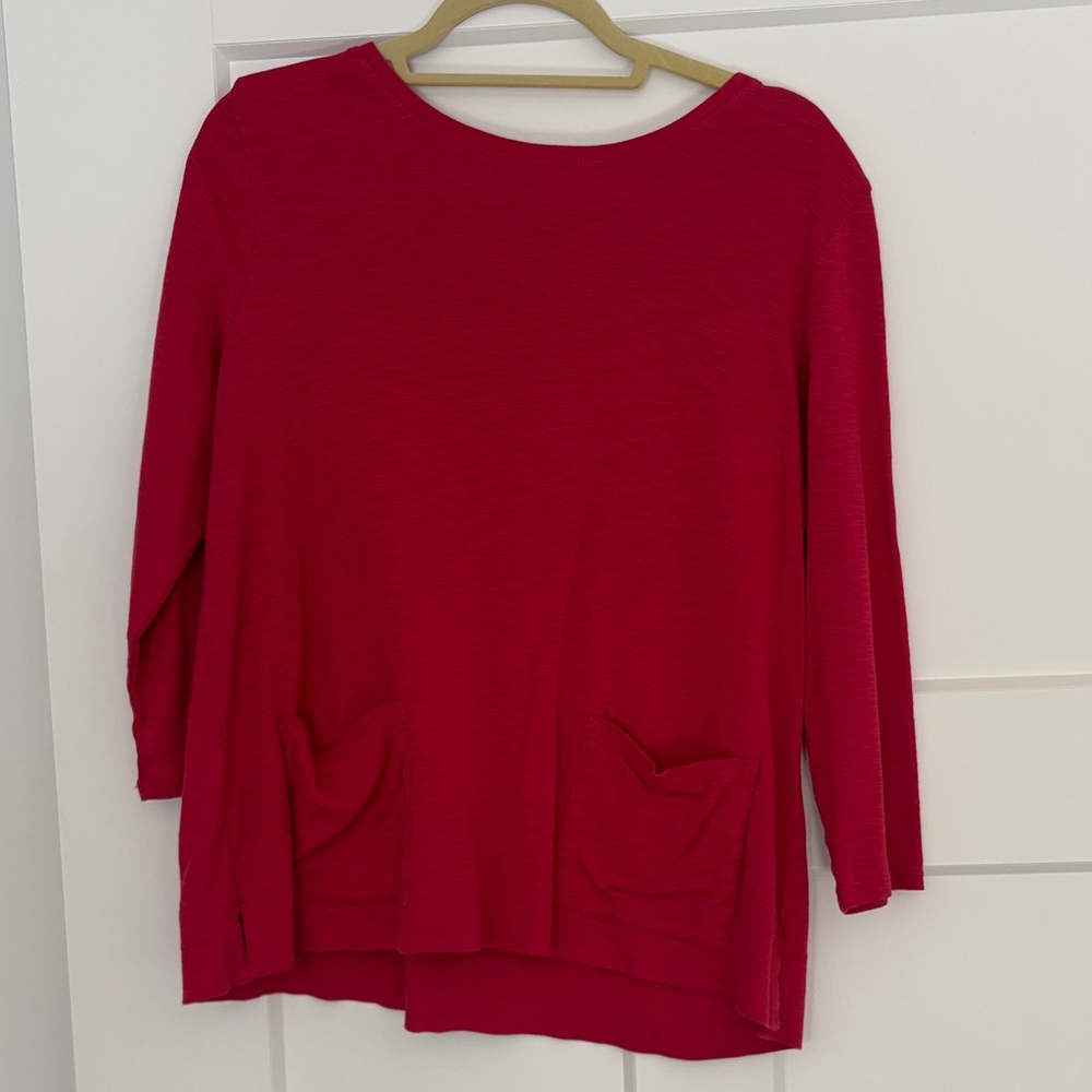 Red Pocket Top